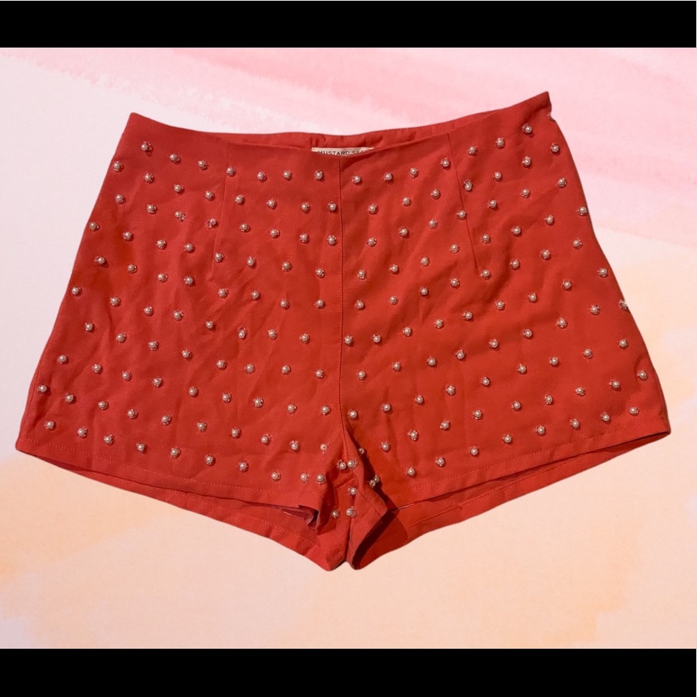 All Over Pearls ! Mustard Seed Coral Shorts- Sz M